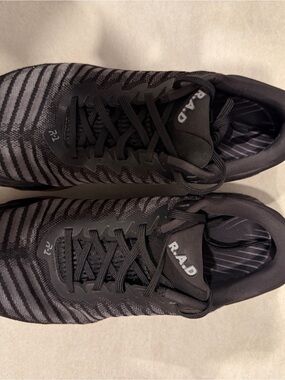 R.A.D R1 Black and Gum sz 10